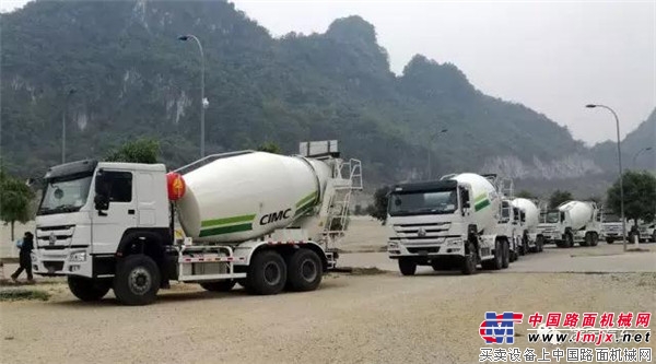 凌宇刮起海外風，20臺攪拌車“涌向”東南亞