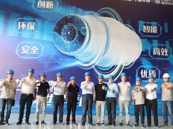 相約洛陽，品鑒智造|行業(yè)大咖到凌宇 智能產(chǎn)線獲贊譽