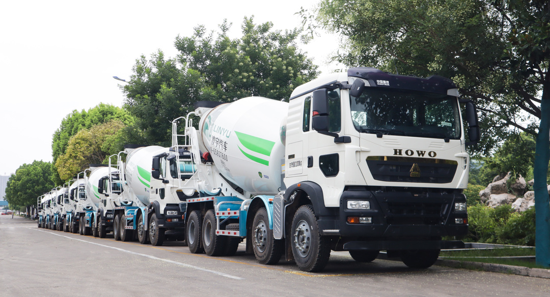 盛夏驕陽似火，凌宇交車繁忙！